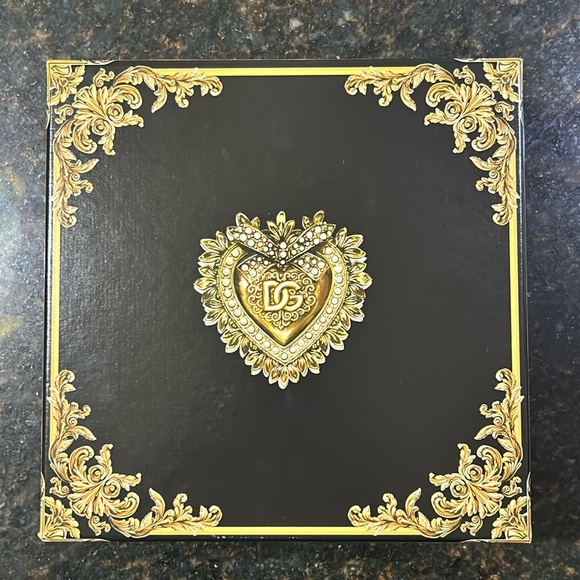 Dolce & Gabbana empty "Devotion" box - Picture 1 of 13